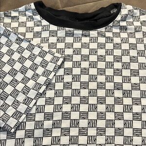 EUC BOYS Vans Monochrome Logo Checkered Tee